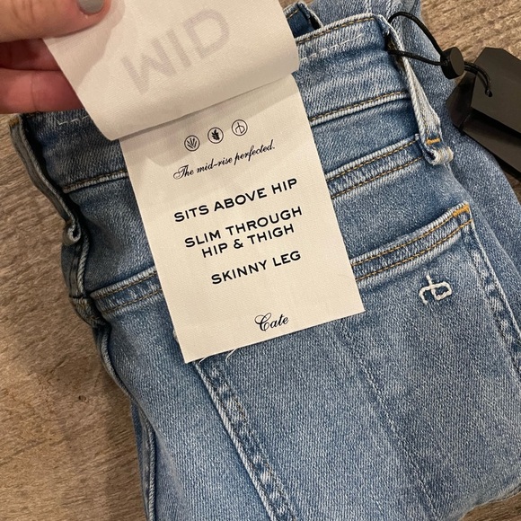 Rag & Bone Cate Mid-Rise Ankle Skinny Jeans in Harper. - Picture 10 of 13